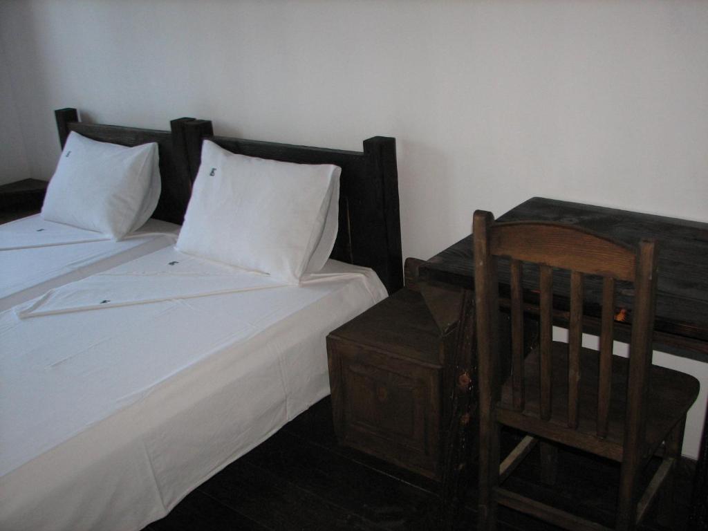 Family Hotel Kalifer Kalofer Quarto foto