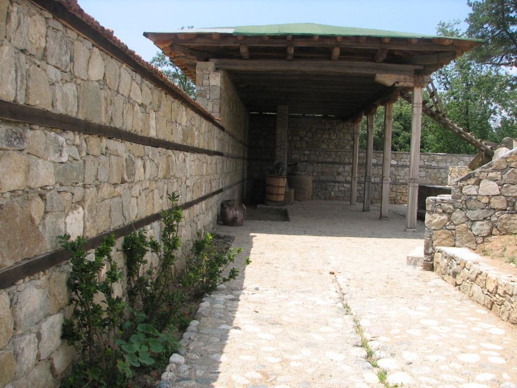 Family Hotel Kalifer Kalofer Exterior foto