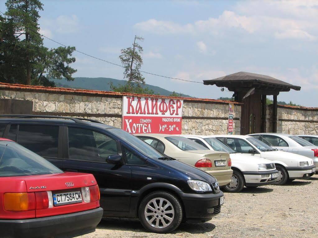 Family Hotel Kalifer Kalofer Exterior foto